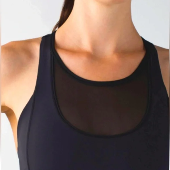Lululemon Mesh With Me razorback tank top, black, size 4 - Picture 2 of 8
